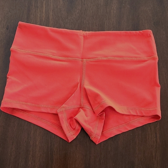 FLEO 2.5 Shorts - Picture 2 of 5